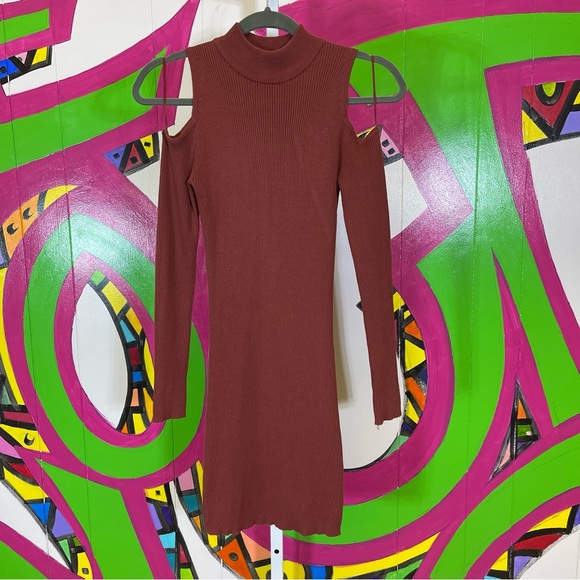 Ambiance, Ribbed Cold Shoulder Long Sleeve Sweater Dress. Size Medium. - Picture 1 of 6